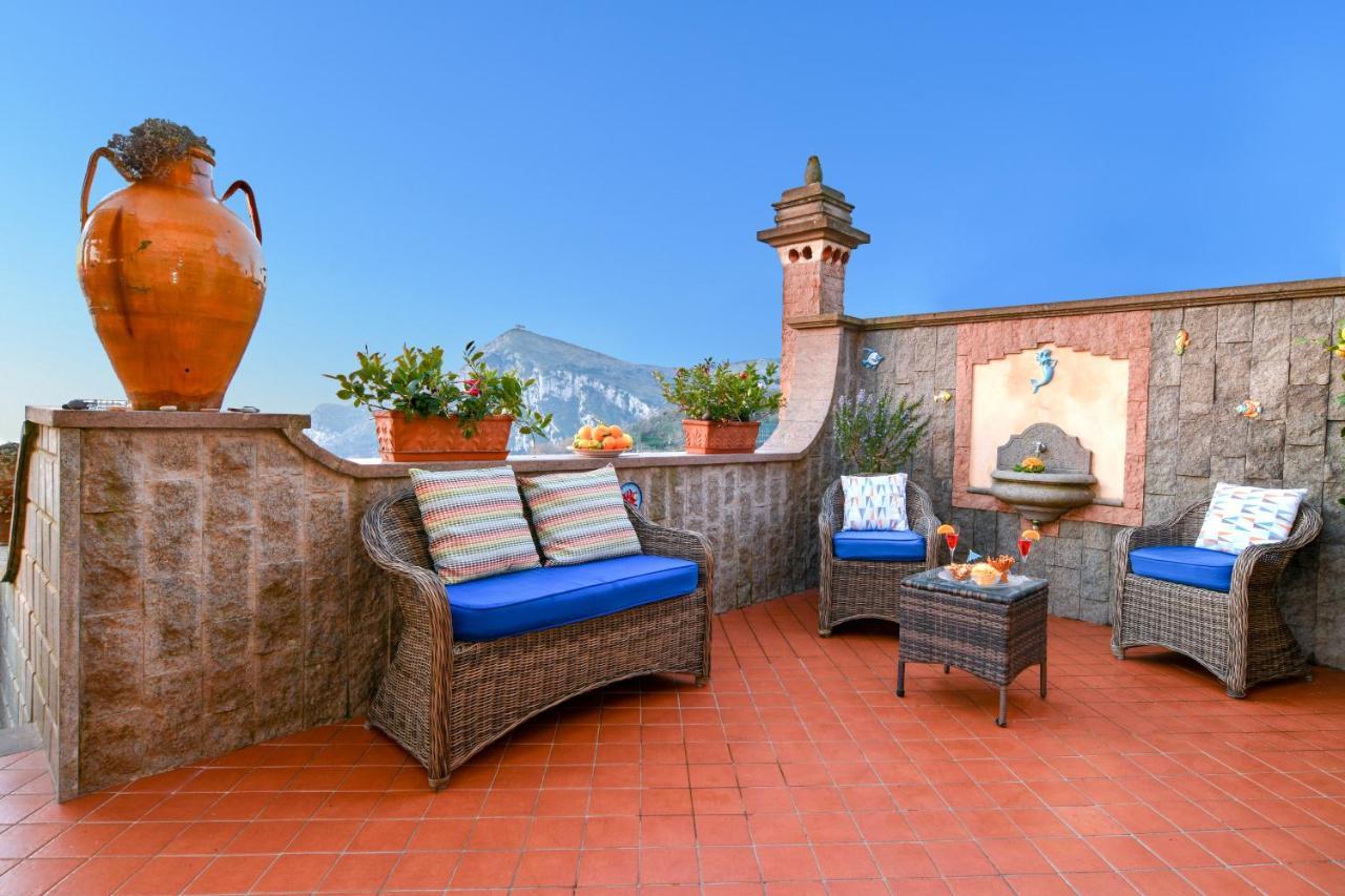 Casa Vacanza Villa Girasole Massa Lubrense Exteriör bild