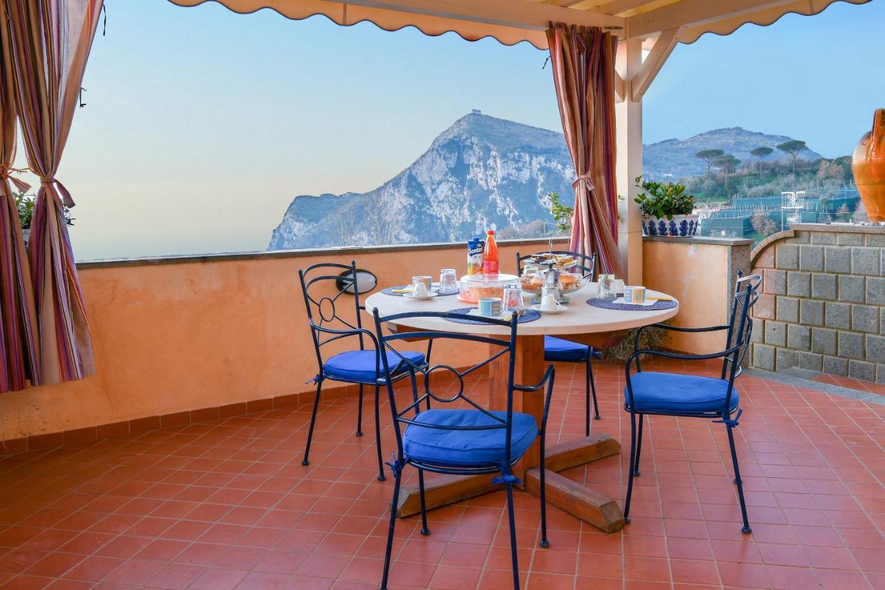 Casa Vacanza Villa Girasole Massa Lubrense Exteriör bild